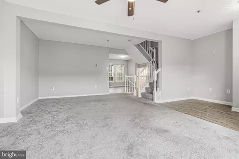 Living - 536 Macintosh Cir, Joppa, MD 21085 photo 2 of 8