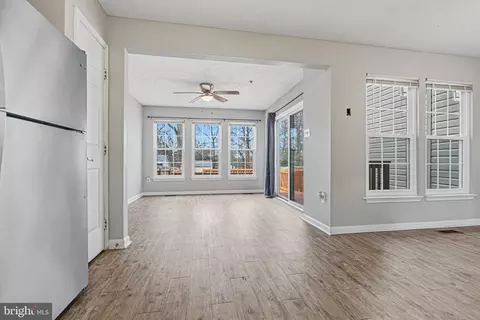 Living - 536 Macintosh Cir, Joppa, MD 21085 photo 3 of 8