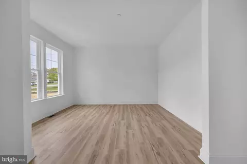 Living - 413 Trimble Rd, Joppa, MD 21085 photo 1 of 2