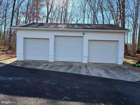 Exterior - 413 Trimble Rd, Joppa, MD 21085 photo 9 of 10