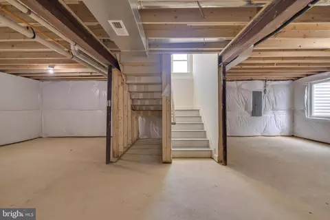 Entry Way - 413 Trimble Rd, Joppa, MD 21085 photo 13 of 23