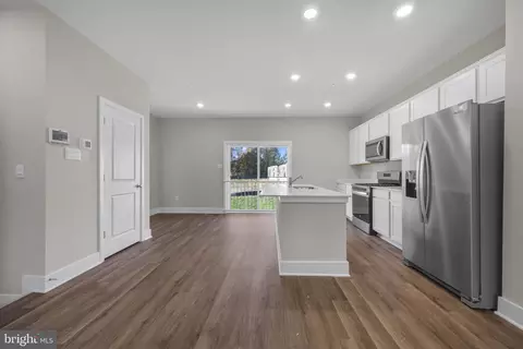 Entry Way - 408 Halyard Ct, Joppa, MD 21085 photo 3 of 12