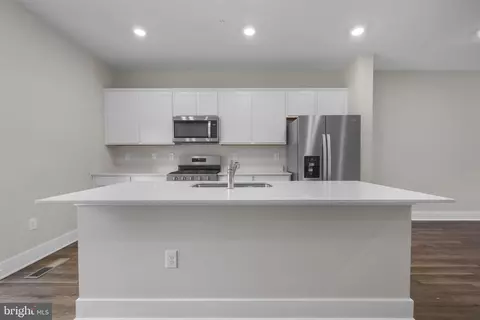 Entry Way - 408 Halyard Ct, Joppa, MD 21085 photo 5 of 12