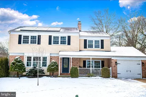 16 Hunter Dr, Bel Air, MD 21014