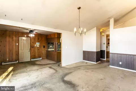 Living - 201 Contee Rd, Joppa, MD 21085 photo 4 of 6