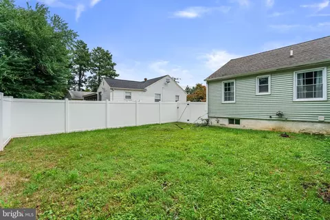302 Graceford Dr, Aberdeen, MD 21001