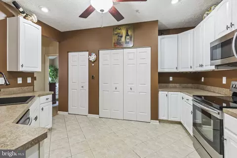 Kitchen - 107 J Sunshine Ct, Forest Hill, MD 21050 photo 2 of 3