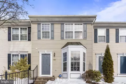 723 Shallow Ridge Ct, Abingdon, MD 21009