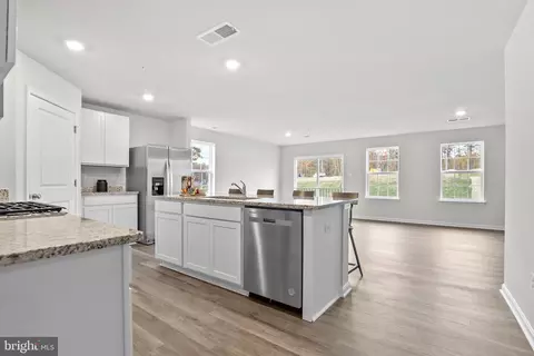 Entry Way - 1017 Bunch Berry Dr, Joppa, MD 21085 photo 5 of 20