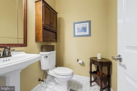 Entry Way - 2309 Kings Arms Dr, Fallston, MD 21047 photo 3 of 11