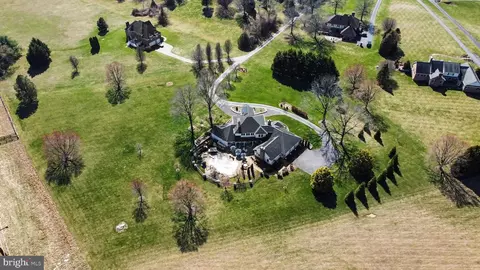 View/Area - 2309 Kings Arms Dr, Fallston, MD 21047 photo 4 of 5