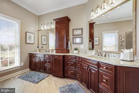 Bath - 2309 Kings Arms Dr, Fallston, MD 21047 photo 7 of 11