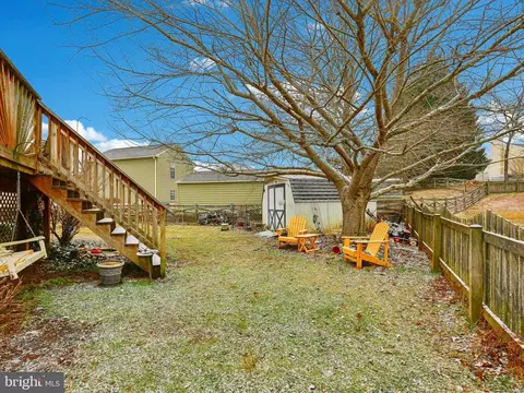 Exterior - 925 Hamburg Dr, Abingdon, MD 21009 photo 4 of 8
