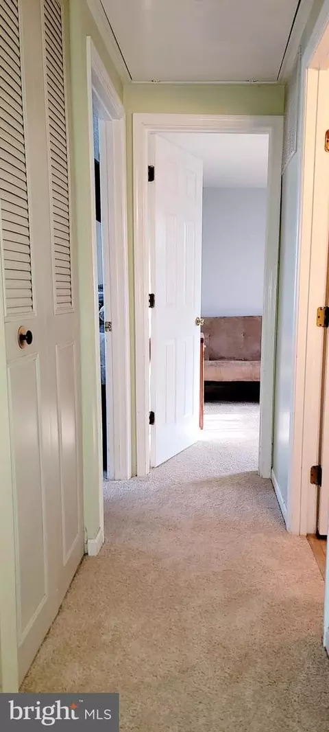 Entry Way - 925 Hamburg Dr, Abingdon, MD 21009 photo 2 of 3