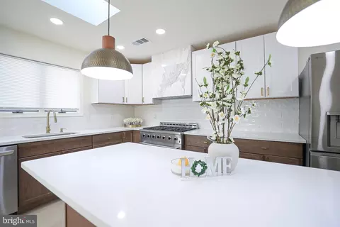 1107 Revolution St, Havre De Grace, MD 21078