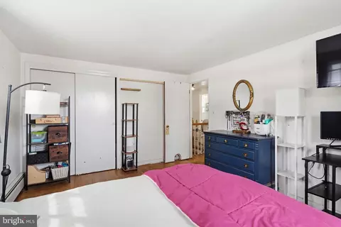 Bedroom - 2124 Oaklyn Dr, Fallston, MD 21047 photo 4 of 8