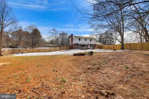 Exterior - 2124 Oaklyn Dr, Fallston, MD 21047 photo 2 of 4