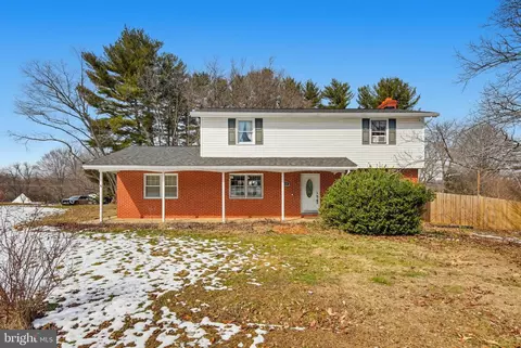 2124 Oaklyn Dr, Fallston, MD 21047