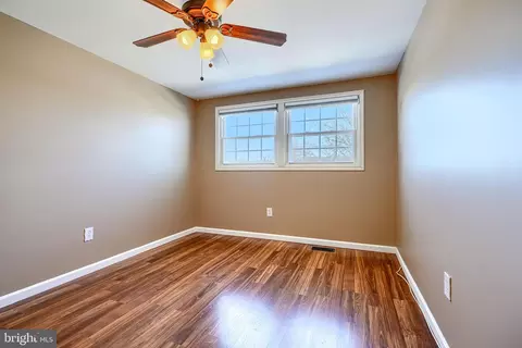 722 Shore Dr, Joppa, MD 21085 photo 19