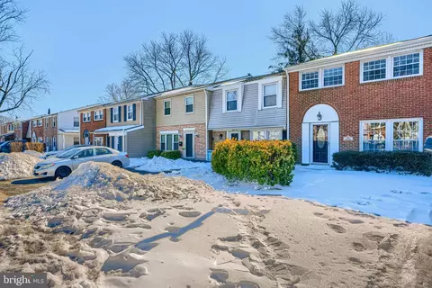 722 Shore Dr, Joppa, MD 21085 photo 2