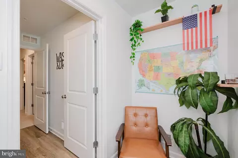 Entry Way - 976 Pagonia Dr, Joppa, MD 21085 photo 12 of 14