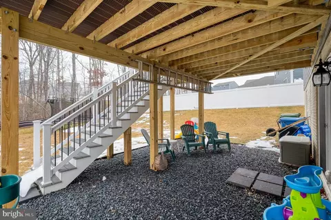 Exterior - 976 Pagonia Dr, Joppa, MD 21085 photo 6 of 11