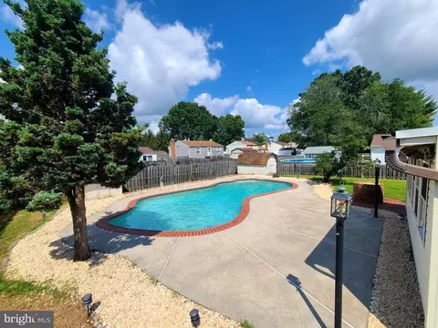 Exterior - 4 Old Sound Rd, Joppa, MD 21085 photo 3 of 4