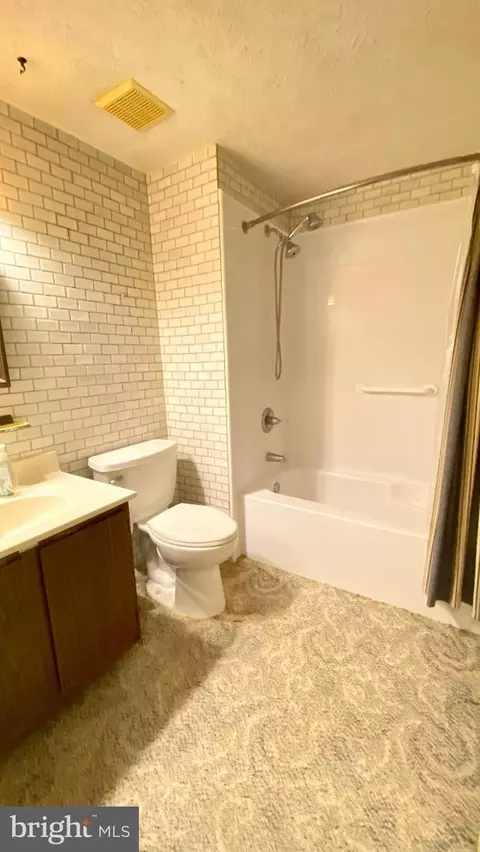 Bath - 4 Old Sound Rd, Joppa, MD 21085 photo 2 of 3