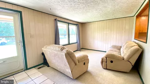 Living - 4 Old Sound Rd, Joppa, MD 21085 photo 1 of 3
