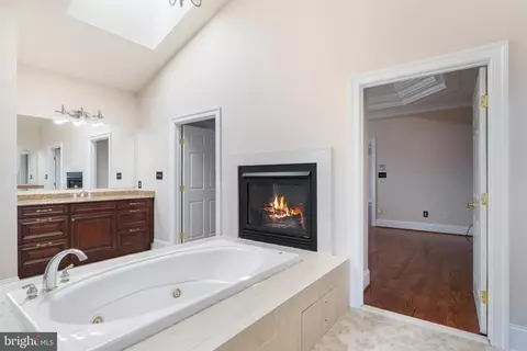Entry Way - 1410 A Falls Crest Dr, Fallston, MD 21047 photo 6 of 7