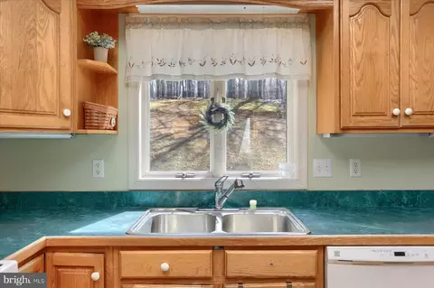 Kitchen - 3006 Charles St, Fallston, MD 21047 photo 4 of 4