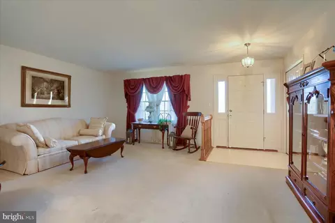 Entry Way - 3006 Charles St, Fallston, MD 21047 photo 1 of 2