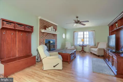 Living - 3006 Charles St, Fallston, MD 21047 photo 1 of 3