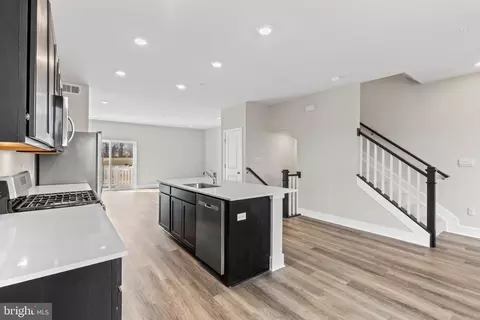 Entry Way - 358 Hackley Dr, Joppa, MD 21085 photo 5 of 14