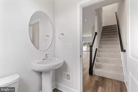 Entry Way - 358 Hackley Dr, Joppa, MD 21085 photo 9 of 14