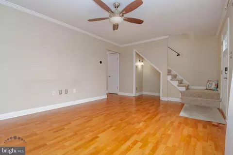 Living - 688 Shore, Joppa, MD 21085 photo 2 of 9