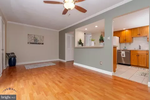 Living - 688 Shore, Joppa, MD 21085 photo 7 of 9