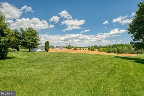 Exterior - 2555 Baldwin Mill Rd, Baldwin, MD 21013 photo 24 of 26