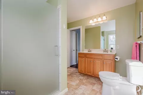 Bath - 1114 E Viking Ct, Abingdon, MD 21009 photo 3 of 5