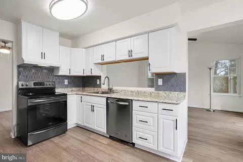 Kitchen - 4427 Declaration Cir, Belcamp, MD 21017 photo 1 of 2