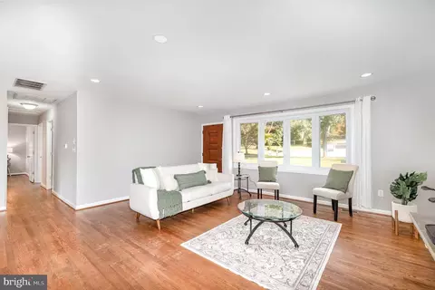 Living - 2510 Roy Ter, Fallston, MD 21047 photo 2 of 2