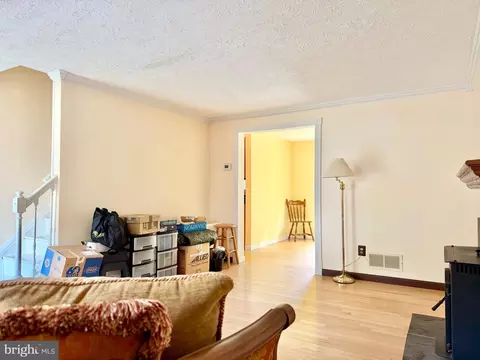Living - 2712 Parallel Path, Abingdon, MD 21009 photo 2 of 3