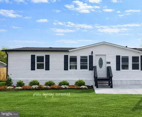 606 Red Oak Dr, Edgewood, MD 21040