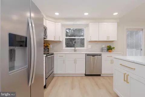 Kitchen - 2934 Strathaven Ln, Abingdon, MD 21009 photo 4 of 5