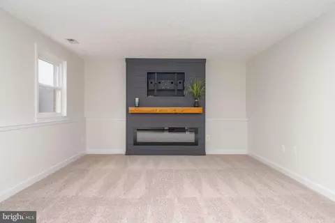 Living - 2934 Strathaven Ln, Abingdon, MD 21009 photo 1 of 7