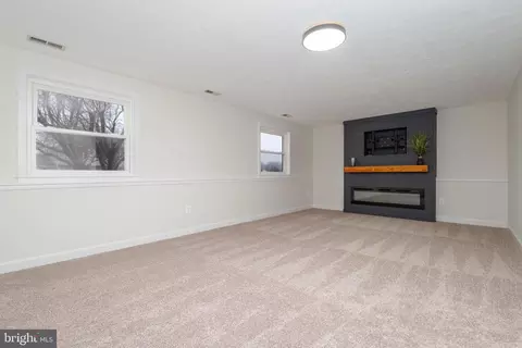 Living - 2934 Strathaven Ln, Abingdon, MD 21009 photo 3 of 7
