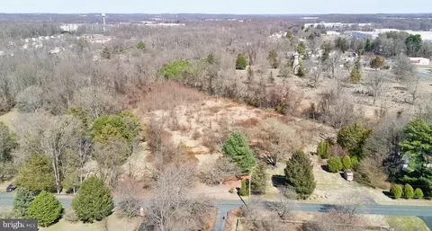 327 Stockhams Ln, Aberdeen, MD 21001