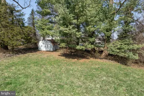 Exterior - 403 Woodridge Ct, Fallston, MD 21047 photo 7 of 7
