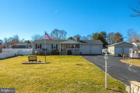 716 Paradise Rd, Aberdeen, MD 21001