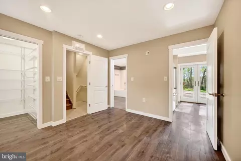 Entry Way - 2130 Bellvale Rd, Fallston, MD 21047 photo 5 of 6